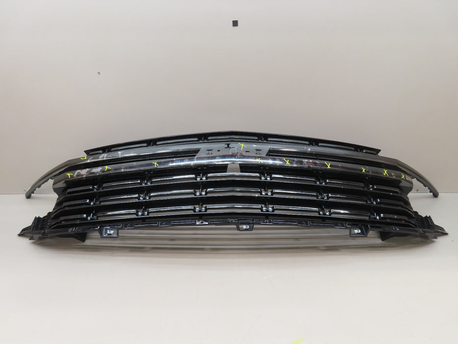 2021 2022 CHEVROLET TAHOE SUBURBAN LT/RST FRONT RADIATOR GRILLE GRILL OEM