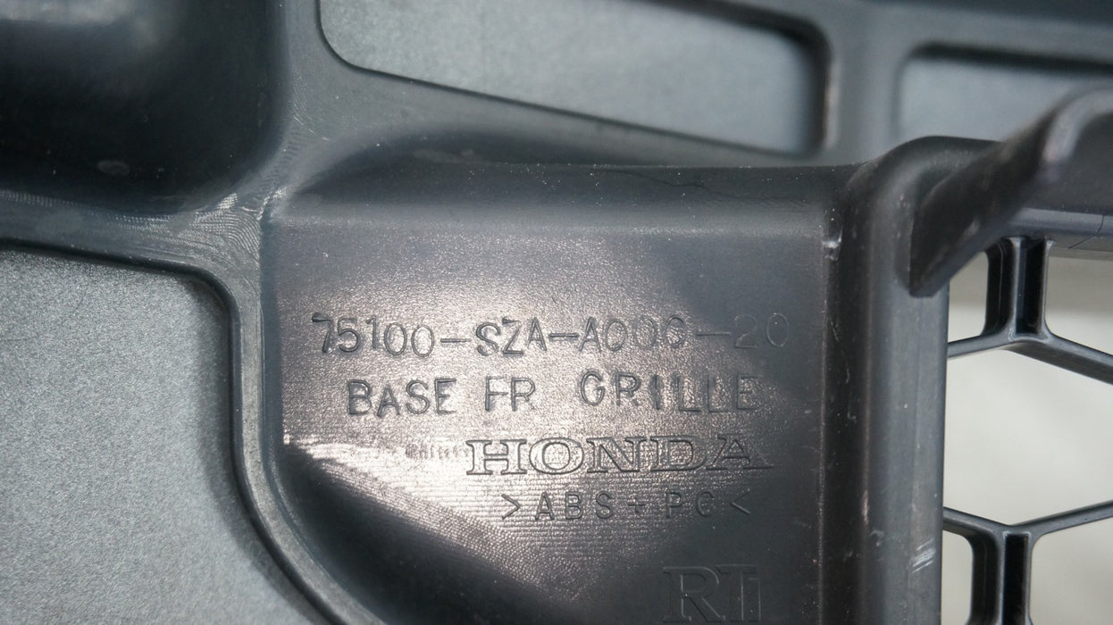 2009-2011 HONDA PILOT FRONT BUMPER RADIATOR GRILLE OEM 75100-SZA-A000