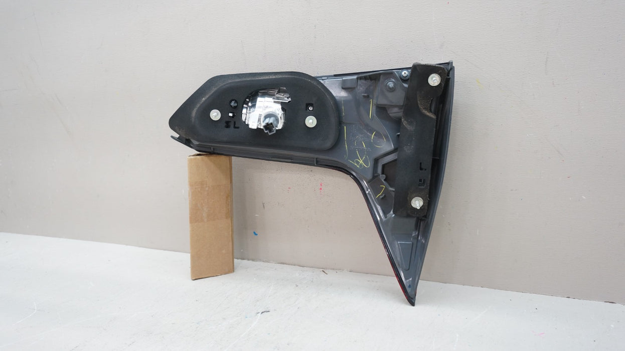 2016-2018 HONDA HR-V HRV REAR LEFT DRIVER SIDE INNER TAIL LIGHT OEM