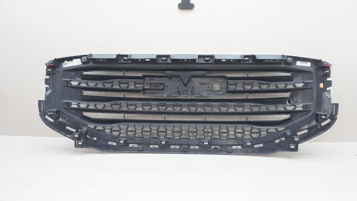 2017-2019 GMC ACADIA SLE FRONT BUMPER RADIATOR GRILLE OEM 23159133