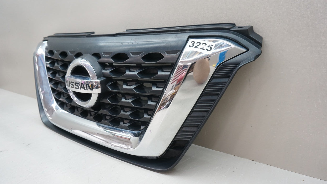 2018-2020 NISSAN KICKS FRONT BUMPER GRILLE GRILL OEM 62310-5RB0A