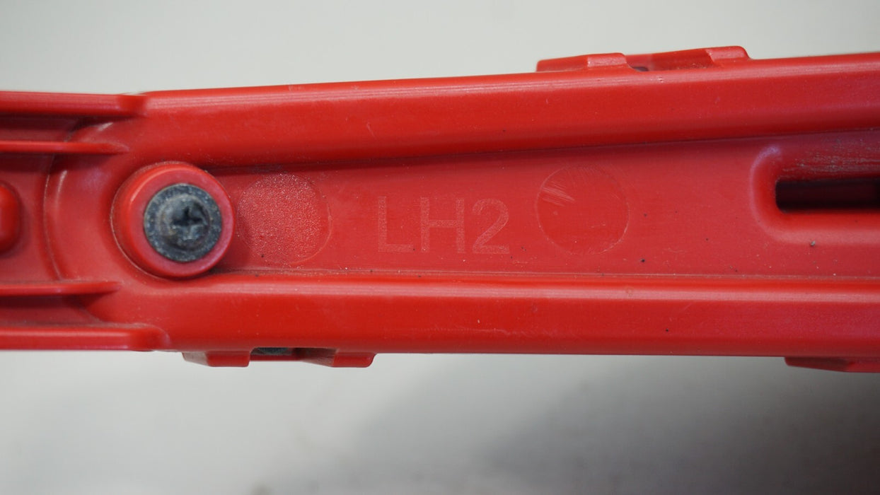 2019-2020 HYUNDAI ELANTRA SPORT REAR LEFT BUMPER REFLECTOR LIGHT OEM 92405-F2500