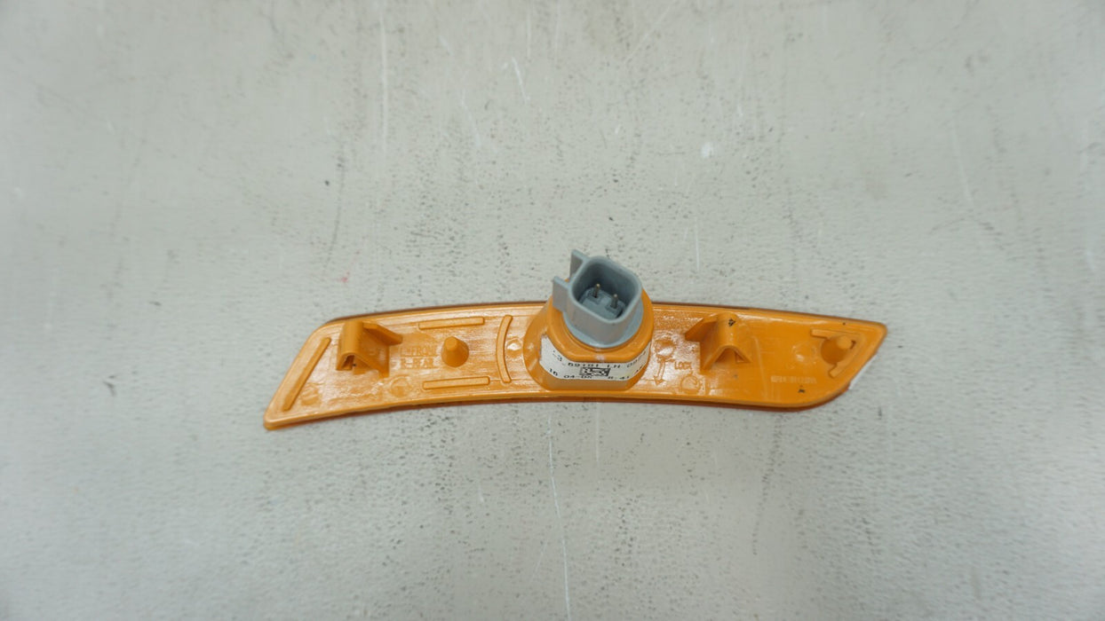 2014-2019 CADILLAC CTS FRONT LEFT DRIVERS SIDE TURN SIGNAL LIGHT OEM