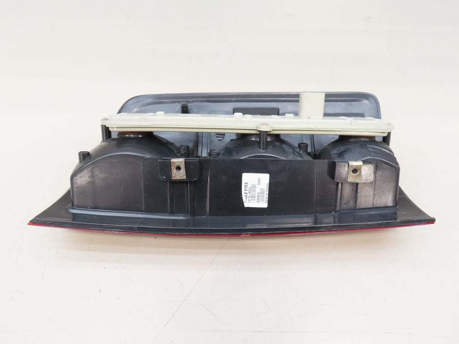 2002-2006 DODGE RAM 1500 LEFT DRIVER SIDE TAIL LIGHT  AFTERMARKET