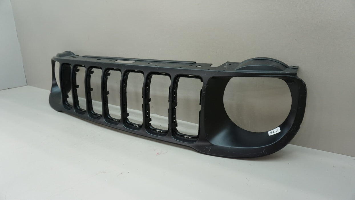 2015-2018 JEEP RENEGADE FRONT BUMPER UPPER GRILL GRILLE OEM 52088680 15 16 17 18