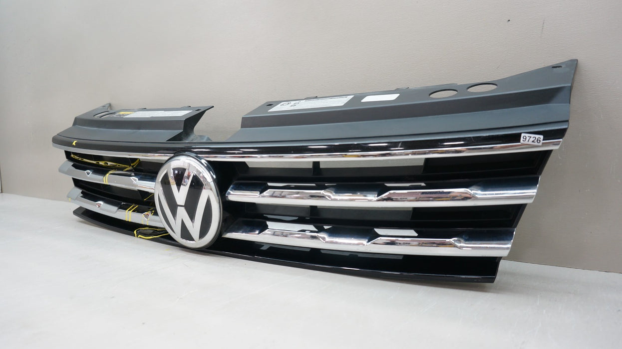 2018-2021 VOLKSWAGEN TIGUAN FRONT BUMPER RADIATOR GRILLE OEM 5NN853653