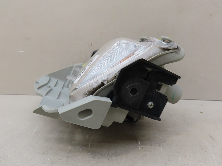 2012 2013 2014 2015 TOYOTA PRIUS FRONT RIGHT PASSENGER TURN SIGNAL OEM