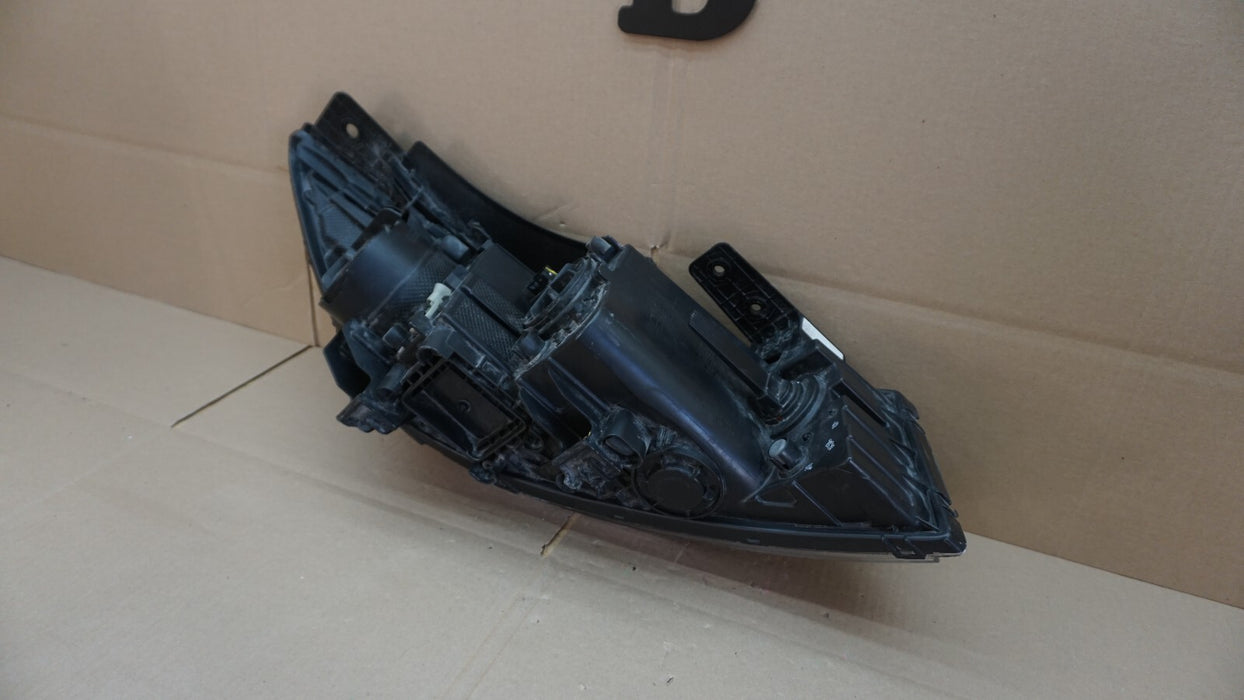 2015-2018 KIA SEDONA FRONT LEFT DRIVERS SIDE HEADLIGHT OEM 15 16 17 18