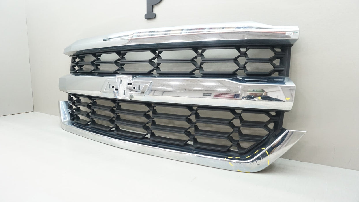2016-2019 CHEVROLET SILVERADO 1500 FRONT BUMPER RADIATOR GRILLE OEM 23380362