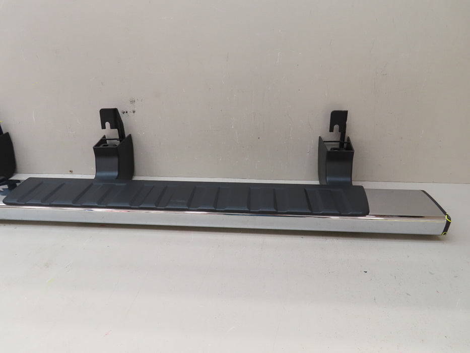 2007-2019 CHEVROLET SILVERADO 1500 LEFT/RIGHT SIDE ROCKER PANEL OEM