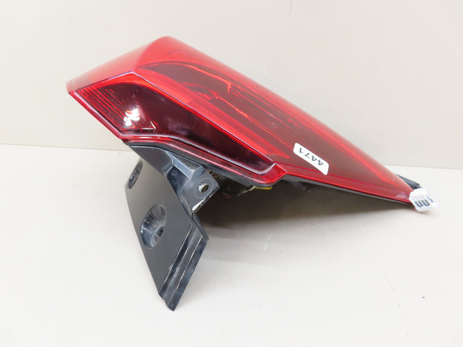2017-2020 NISSAN ROGUE REAR LEFT DRIVER SIDE OUTER TAIL LIGHT OEM