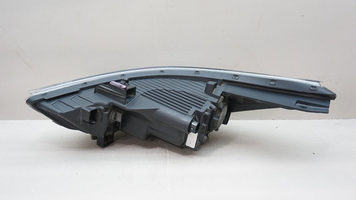 2015-2017 HYUNDAI ACCENT FRONT RIGHT PASSENGER SIDE HALOGEN HEADLIGHT OEM