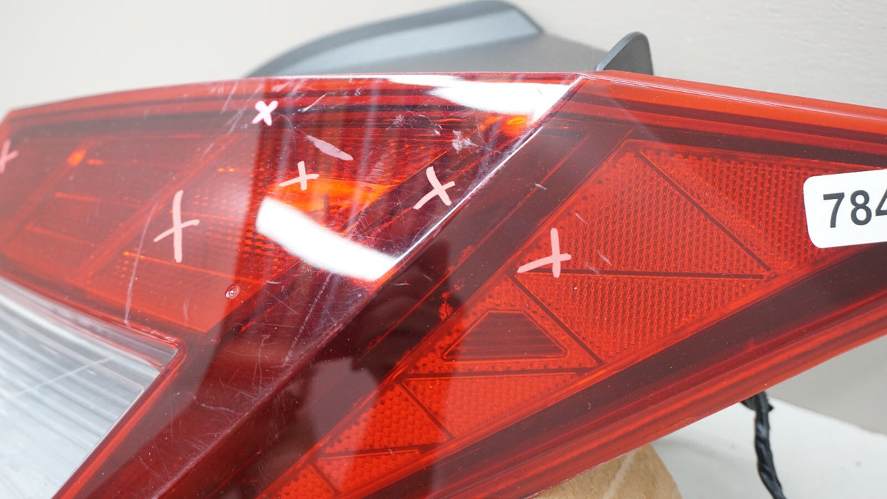 2021-2023 HYUNDAI ELANTRA REAR RH RIGHT PASSENGER SIDE OUTER TAIL LIGHT OEM