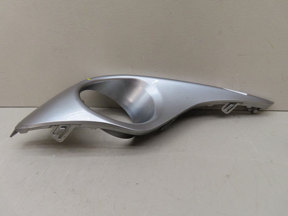 2011-2013 TOYOTA HIGHLANDER FRONT RIGHT PASSENGER FOG LIGHT COVER OEM