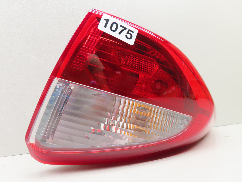 2016-2018 HYUNDAI TUCSON RIGHT REAR TAILLIGHT LAMP OEM