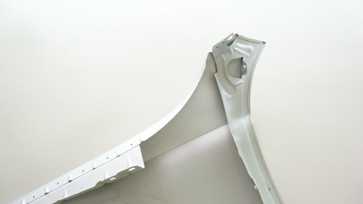2017-2020 MERCEDES E-CLASS SEDAN RH RIGHT FRONT FENDER OEM A2138810243