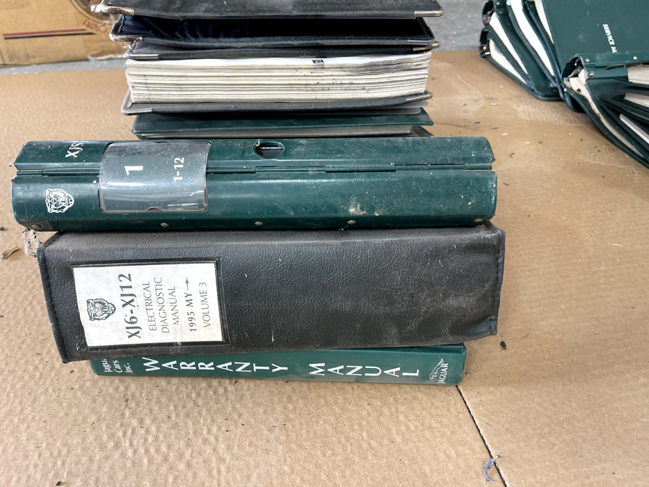 RARE* 48 TOTAL SERVICE BOOK MANUAL LOT ENGINE TRANSMISSION JAGUAR XJ6-XJ12 AJ1