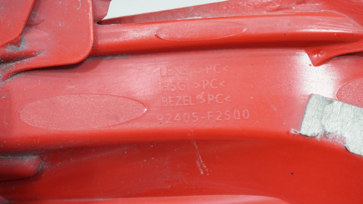 2019-2020 HYUNDAI ELANTRA REAR RH RIGHT PASSENGER SIDE REFLECTOR OEM 166-60276L