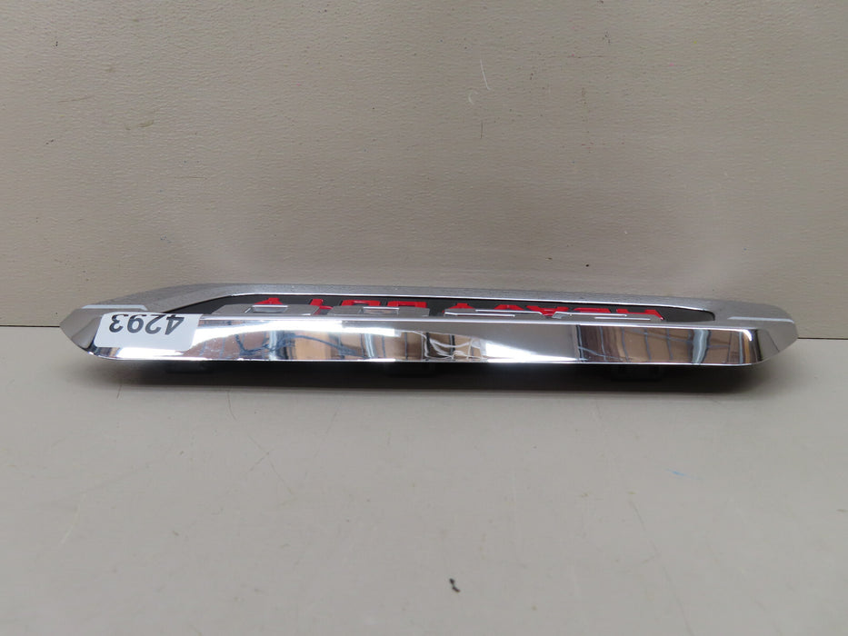 2019-2024 DODGE RAM 2500 HEAVY DUTY FRONT RIGHT PASSENGER HOOD EMBLEM OEM