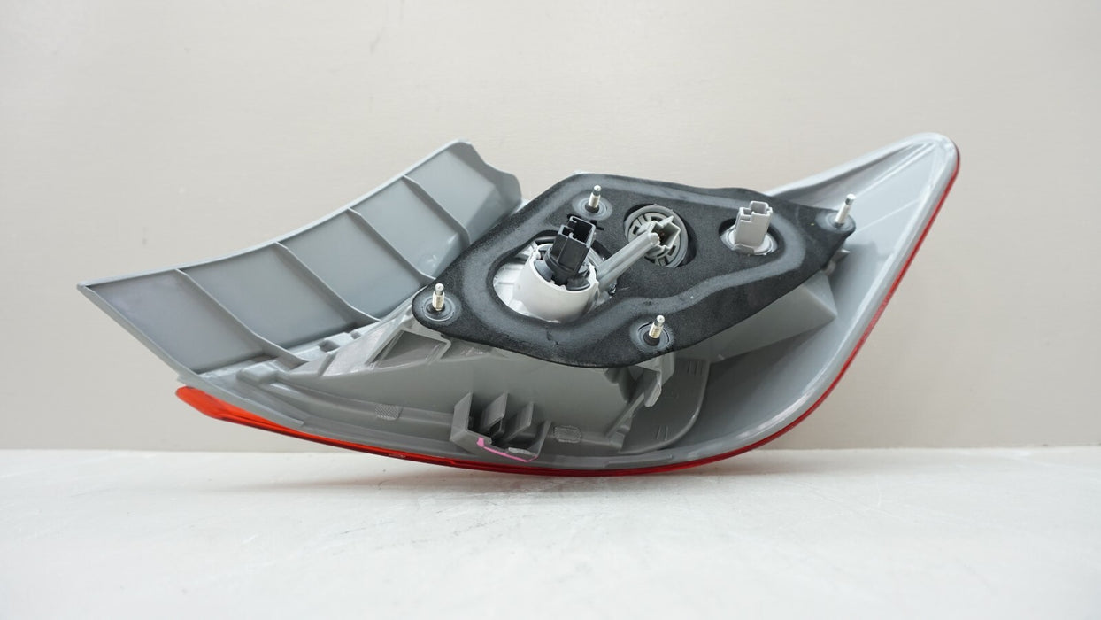 2012-2014 TOYOTA CAMRY REAR LEFT DRIVERS SIDE TAIL LIGHT OME 2013