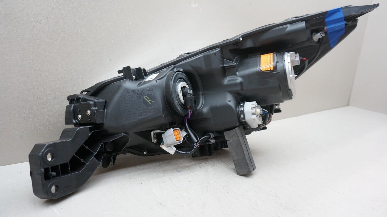 2015-2017 SUBARU LEGACY OUTBACK HID HEADLIGHT RH RIGHT PASSENGER HEADLIGHT OEM