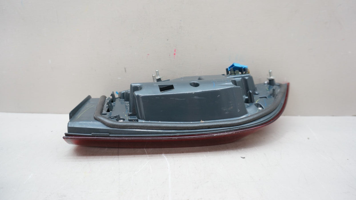 2014-2018 BMW X5 F15 REAR RIGHT PASSENGER SIDE INNER TAIL LIGHT OEM 011298-04