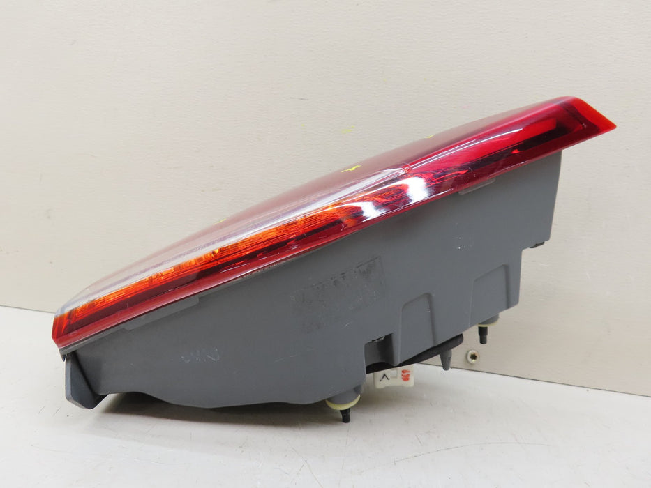 2015-2017 GENESIS G80 REAR LEFT DRIVER SIDE INNER TAIL LIGHT OEM