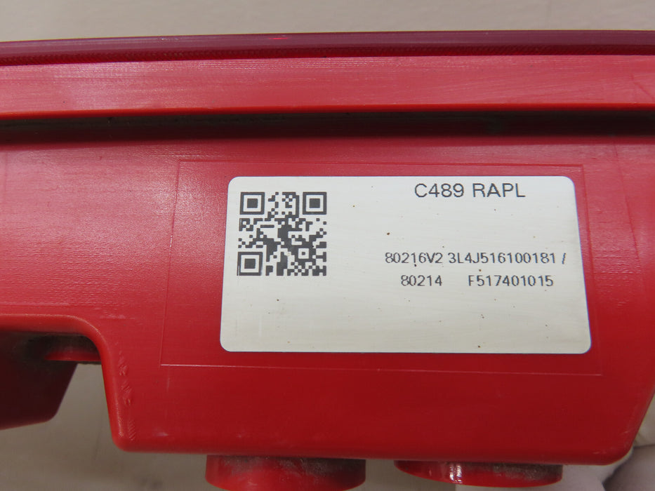 2015-2019 LINCOLN MKC REAR LIFTGATE MOUNTED CENTER LED TAIL LIGHT OEM