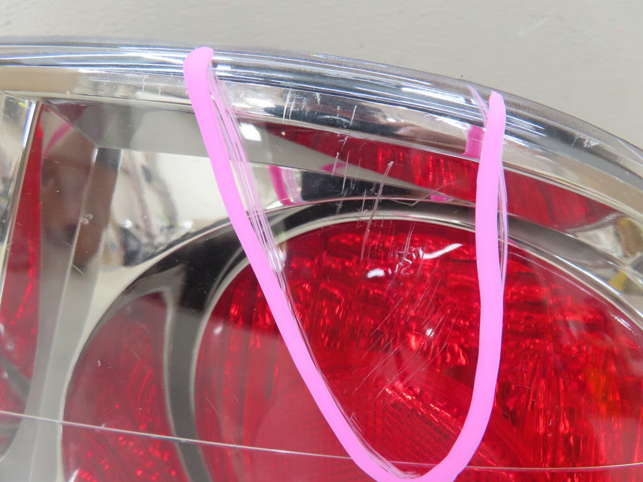 2002 2003 LEXUS IS300 REAR RIGHT PASSENGER SIDE TAIL LIGHT HALOGEN OEM