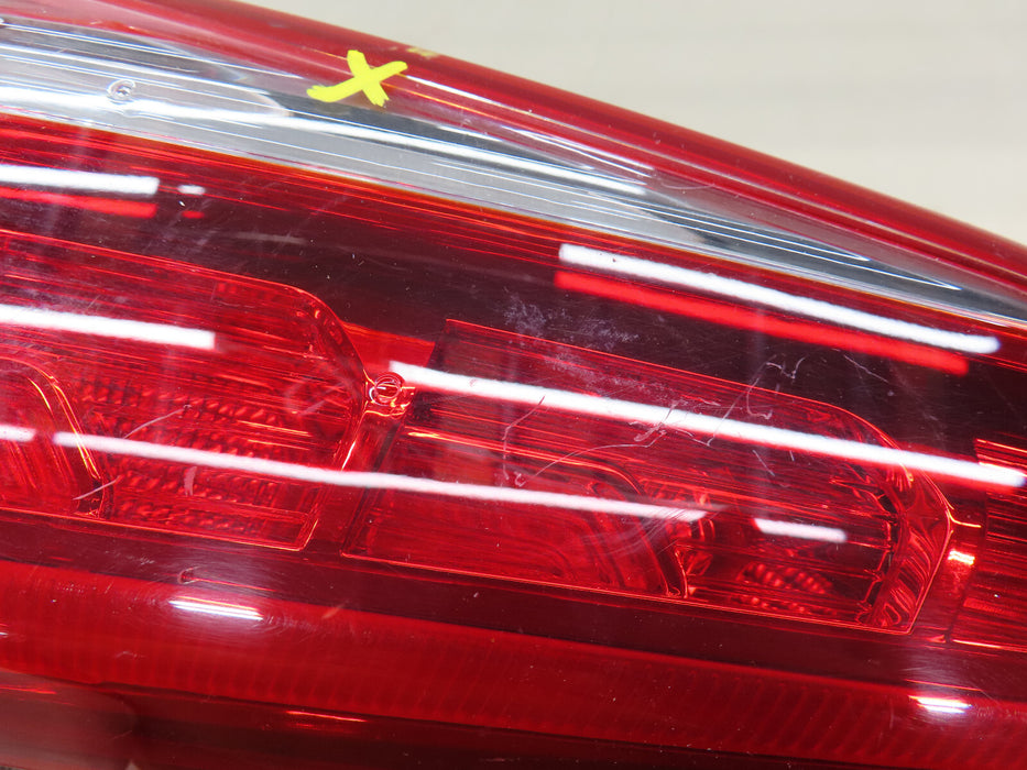 2016 2017 2018 HYUNDAI TUCSON REA RIGHT PASSENGER TAIL LIGHT INNER OEM 92404-D3