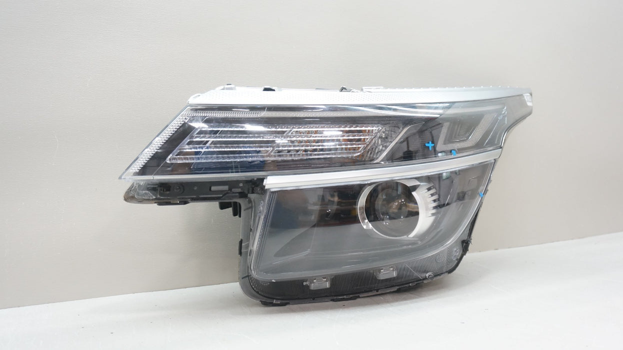 2021-2023 KIA SELTOS FRONT LEFT DRIVER SIDE HALOGEN W LED HEADLIGHT OEM