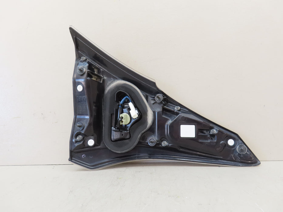 2016 2017 2018 TOYOTA RAV4 REAR RIGHT PASENGER INNER TAIL LIGHT OEM