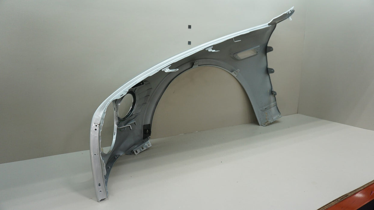 2020-2023 BENTLEY FLYING SPUR SEDAN RH FRONT RIGHT PASSENGER FENDER OEM