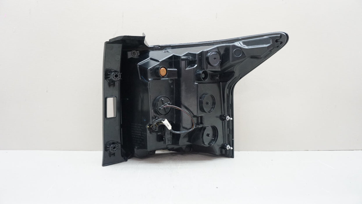 2021-2023 KIA SORENTO REAR LEFT DRIVERS SIDE TAIL LIGHT OEM 21 22 23