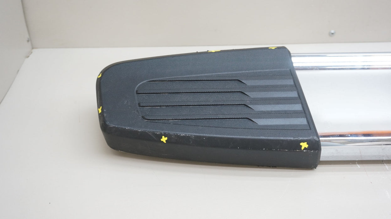 2019-2024 CHEVROLET SILVERADO / SIERRA 1500 RIGHT RUNNING BOARD OEM 84016710