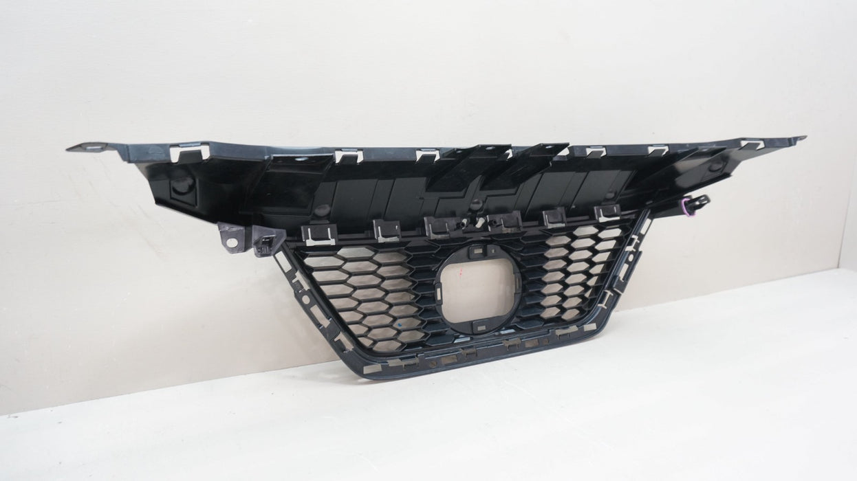 2020-2022 NISSAN VERSA FRONT RADIATOR GRILLE GRILL 62310 5EF1A OEM