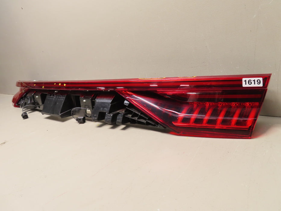2019 2020 2021 AUDI Q8 RS Q8 CENTER BRAKE TAIL LIGHT LED OEM