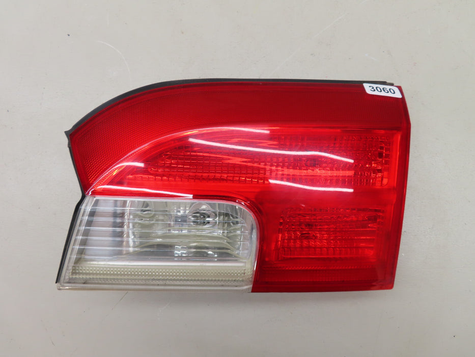 2010-2017 GMC Terrain RIGHT INNER TAILLIGHT LAMP OEM