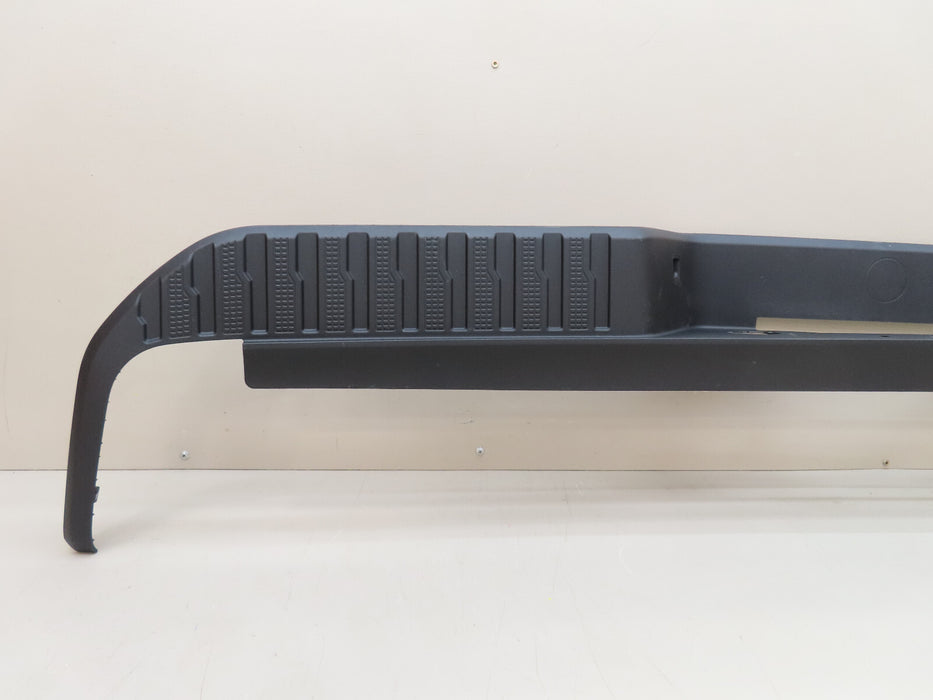 2019-2023 GMC-CHEVROLET 1500 2500 3500 REAR FASCIA STEP PAD BUMPER COVER OEM