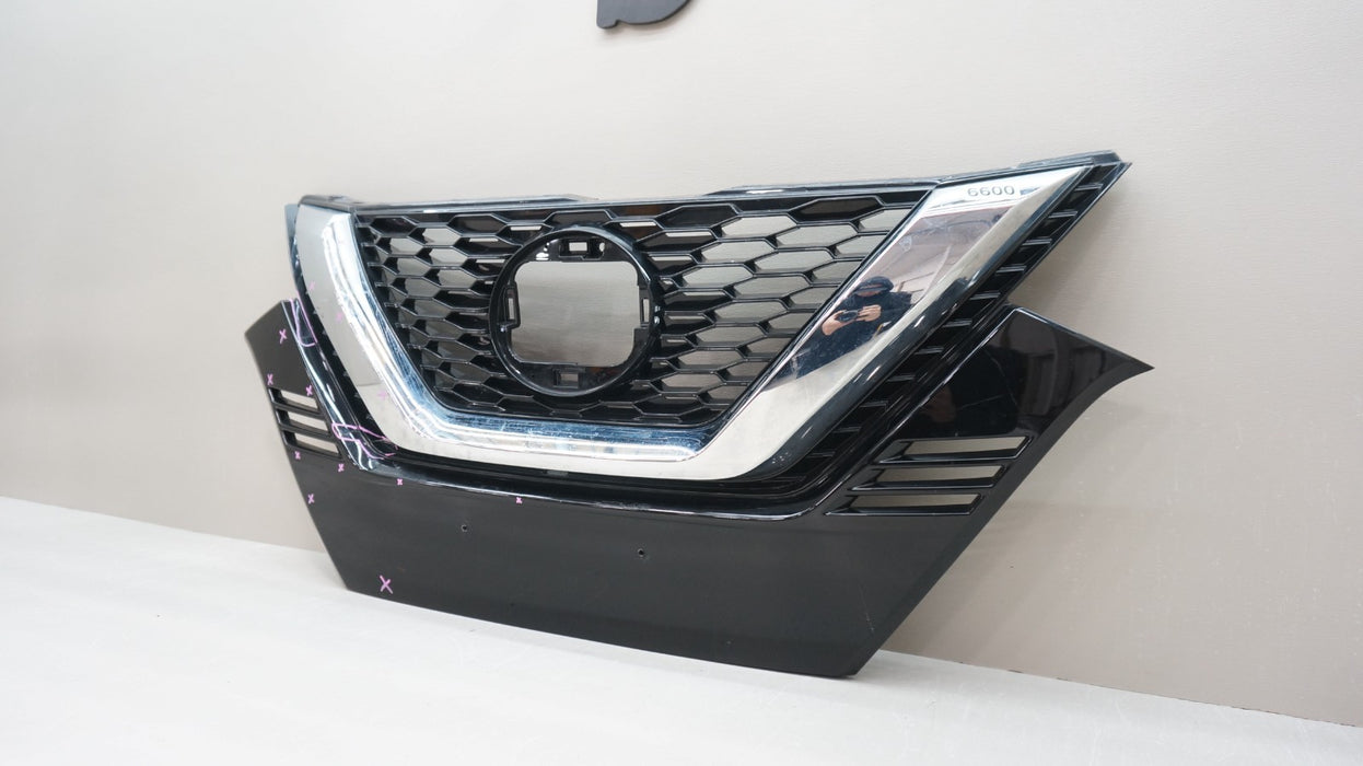 2020-2022 NISSAN ROGUE SPORT FRONT BUMPER RADIATOR GRILLE OEM