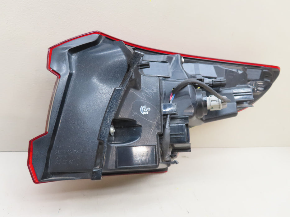 2017 2018 2019 2020 2021 2022 NISSAN ROGUE REAR LEFT DRIVER TAIL LIGHT OUTER OEM