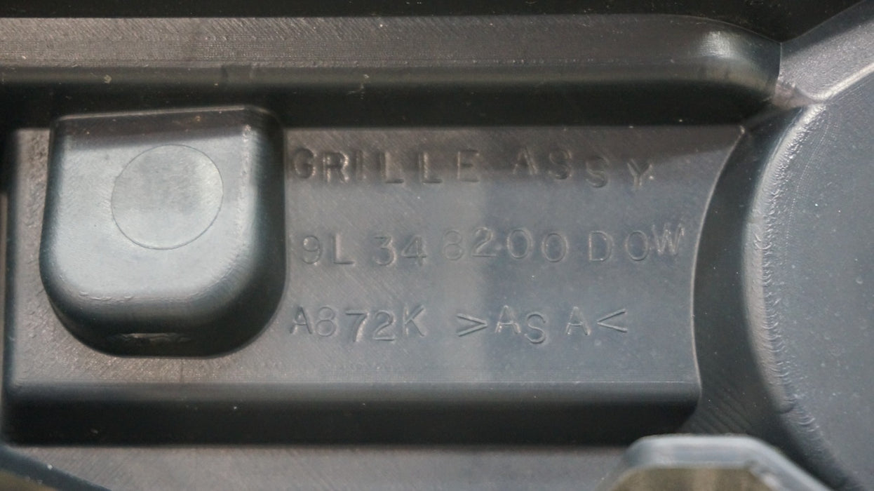 2009-2012 FORD F-150 F150 FRONT RADIATOR GRILLE GRILL 9L34-8200 OEM