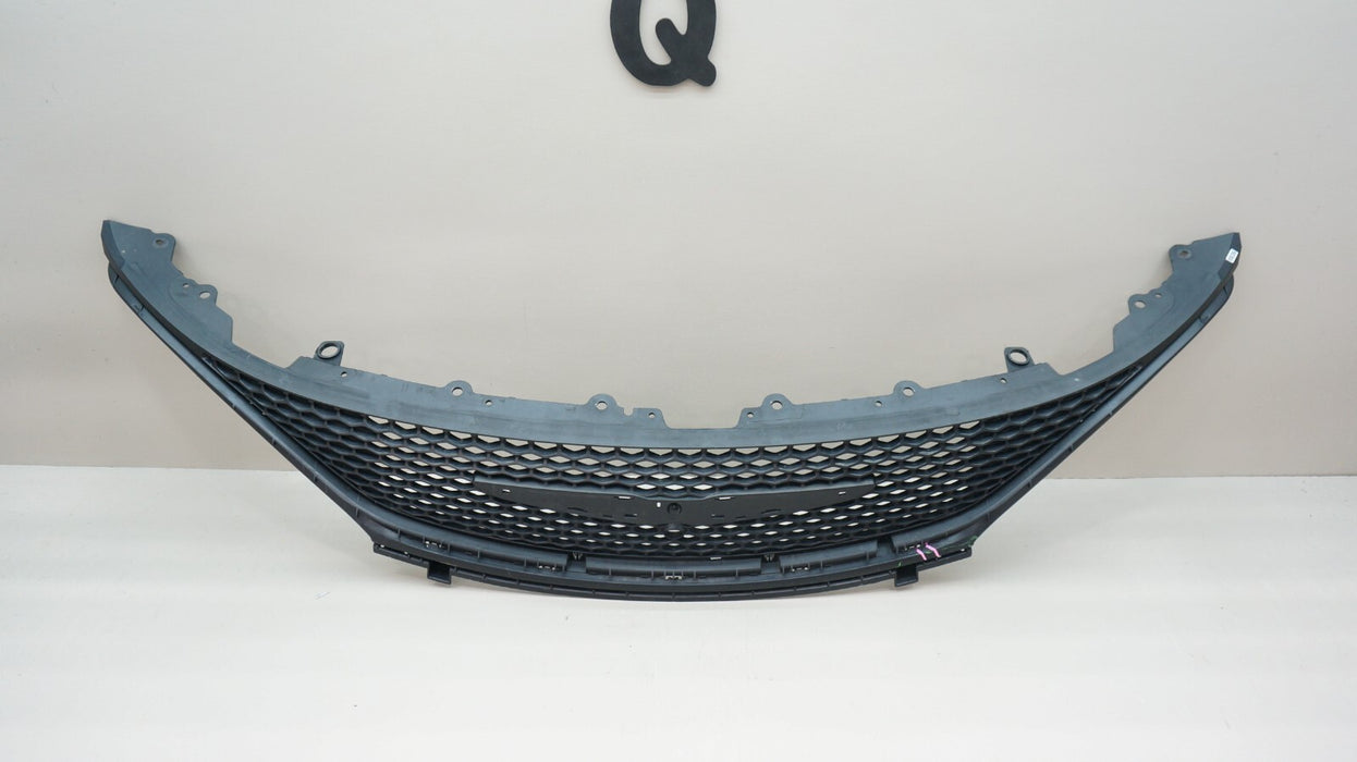 2017-2020 CHRYSLER PACIFICA FRONT UPPER BUMPER RADIATOR GRILLE OEM 68243485AC