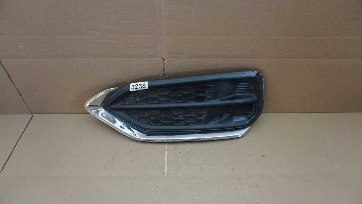 2016-2018 ACURA RDX FRONT BUMPER LEFT DRIVER SIDE FOG LIGHT GRILLE COVER OEM