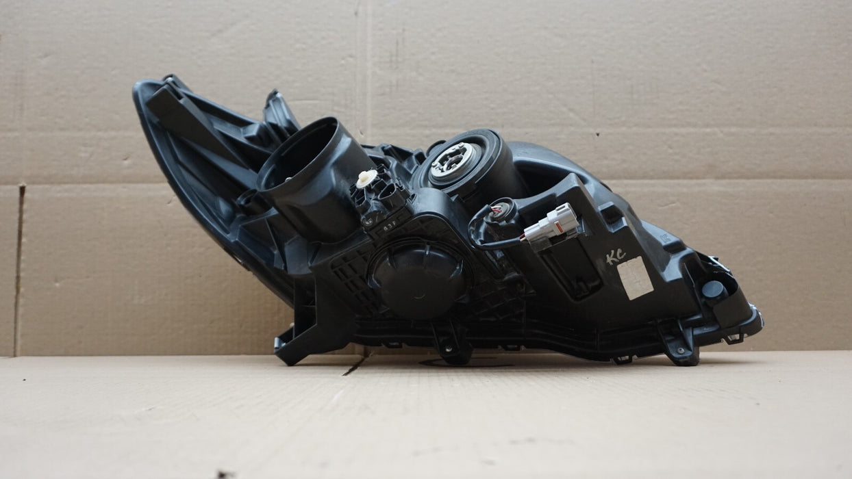 2015-2018 TOYOTA SIENNA FRONT LEFT DRIVER SIDE HEADLIGHT HEADLAMP HALOGEN OEM