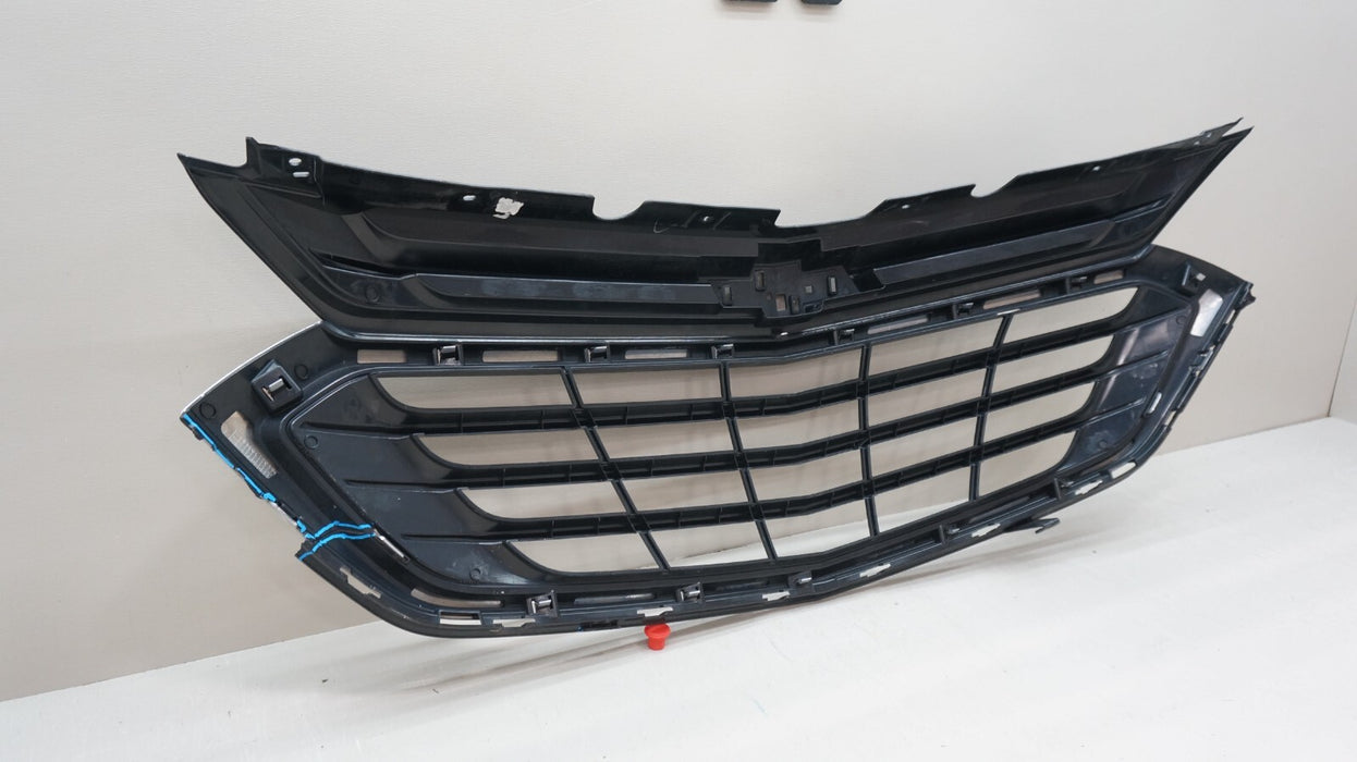 2018-2021 CHEVROLET EQUINOX FRONT BUMPER RADIATOR GRILLE OEM 84150748