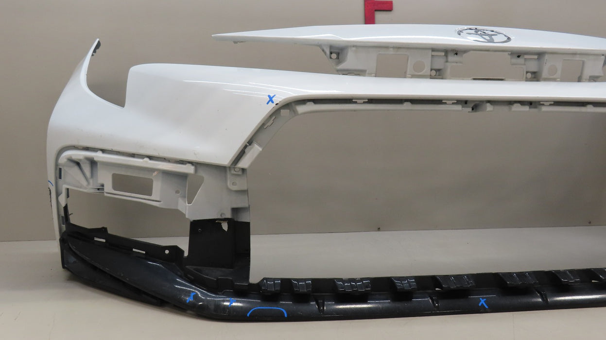 2020-2023 TOYOTA COROLLA SE XSE FRONT BUMPER COVER OEM 52119-02P10