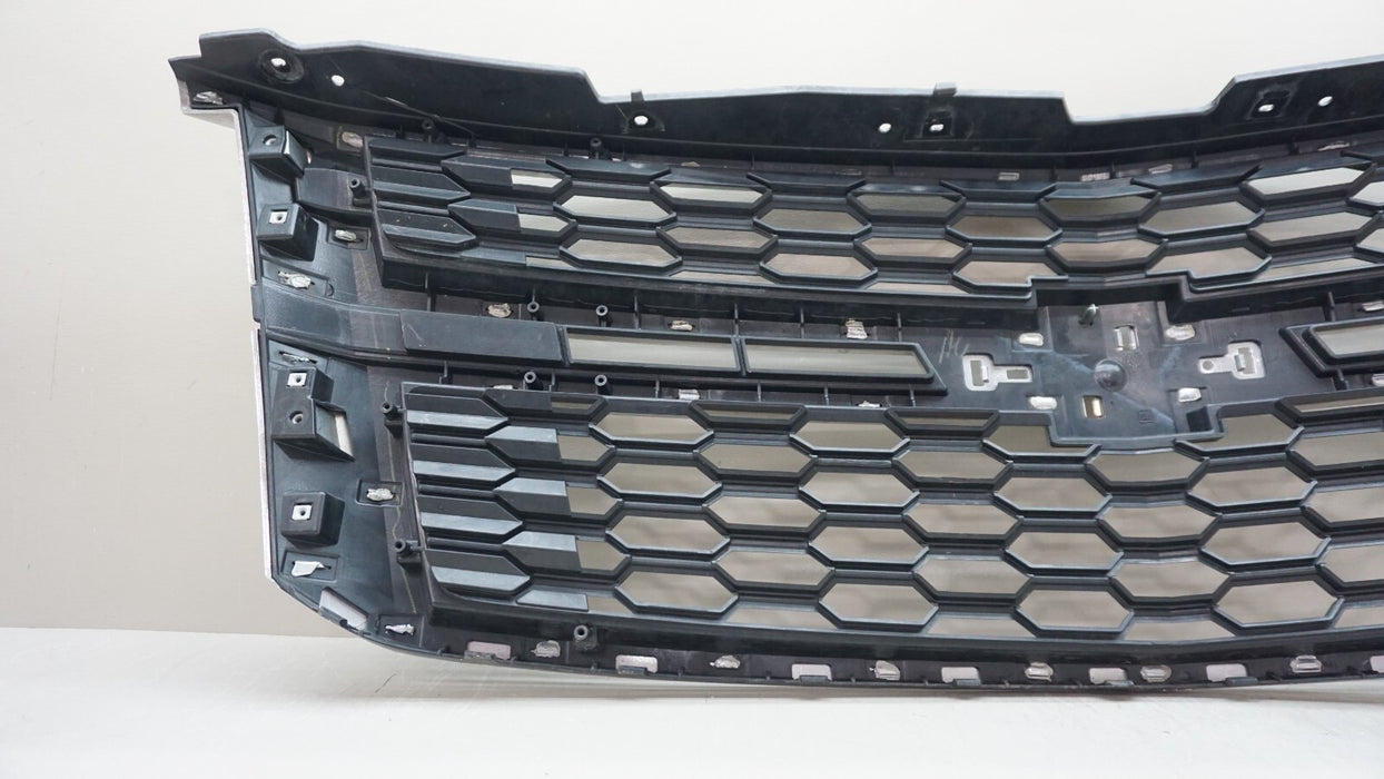 2015-2020 CHEVROLET TAHOE SUBURBAN FRONT RADIATOR GRILLE GRILL 23440914 OEM