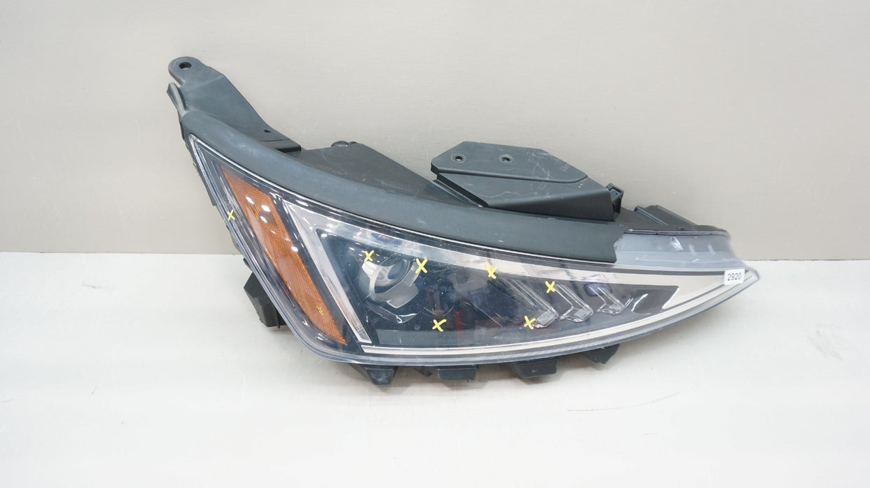 2019-2020 HYUNDAI ELANTRA FRONT RIGHT PASSENGER SIDE HALOGEN HEADLIGHT OEM