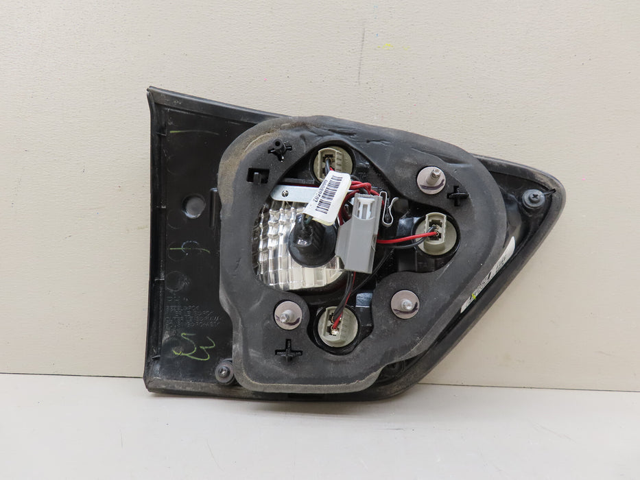 2013-2017 CHEVROLET TRAVERSE REAR RIGHT PASSENGER TAIL LIGHT INNER OEM